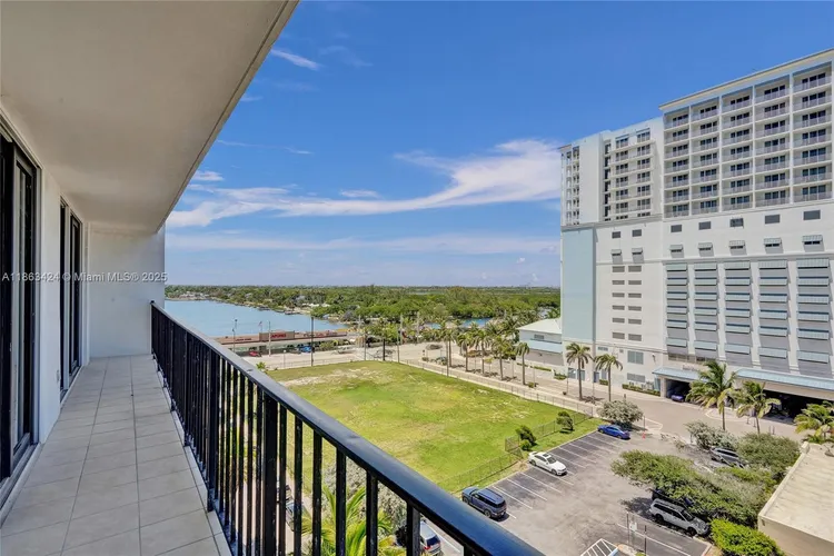 Crystal Tower #810 image #28