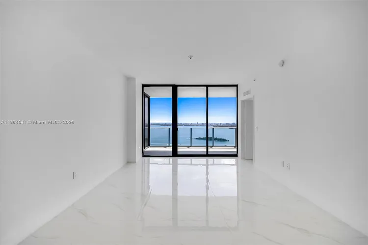 Aria Reserve South Tower #3204 image #13