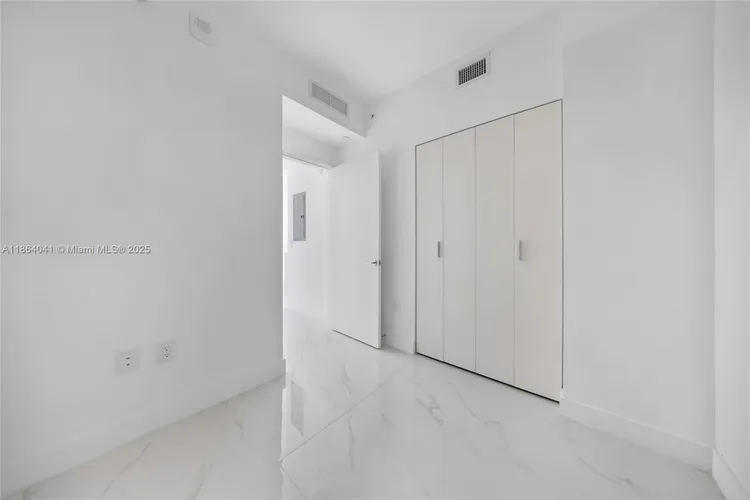 Aria Reserve South Tower #3204 image #18