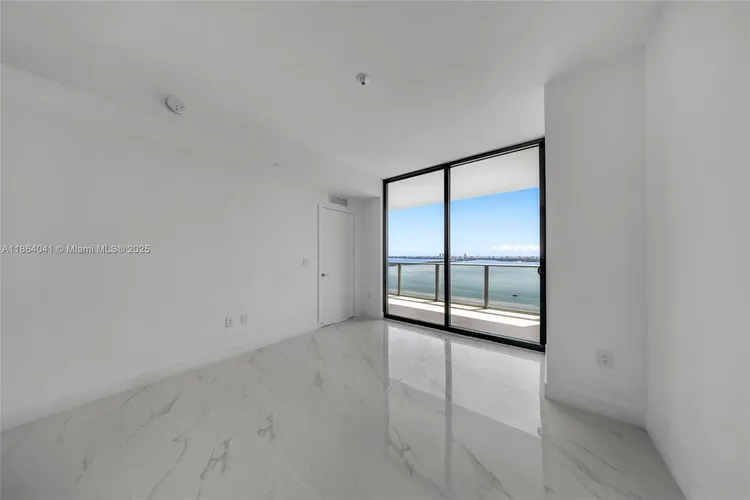 Aria Reserve South Tower #3204 image #39