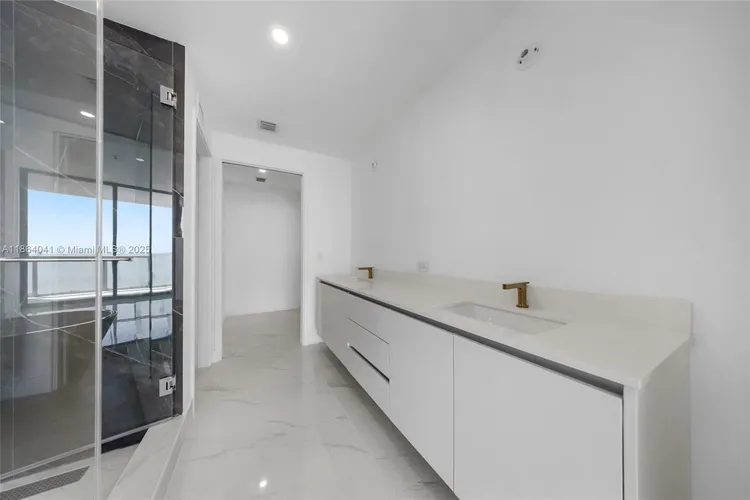 Aria Reserve South Tower #3204 image #44