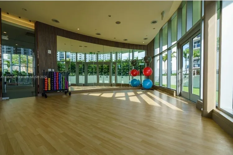 Aria Reserve South Tower #3204 image #61