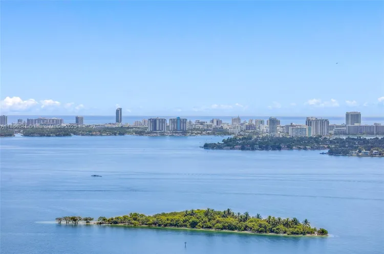 Aria Reserve South Tower #3204 image #8