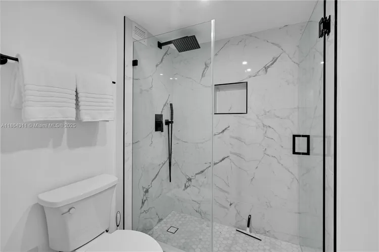 Roney Palace #542 image #15