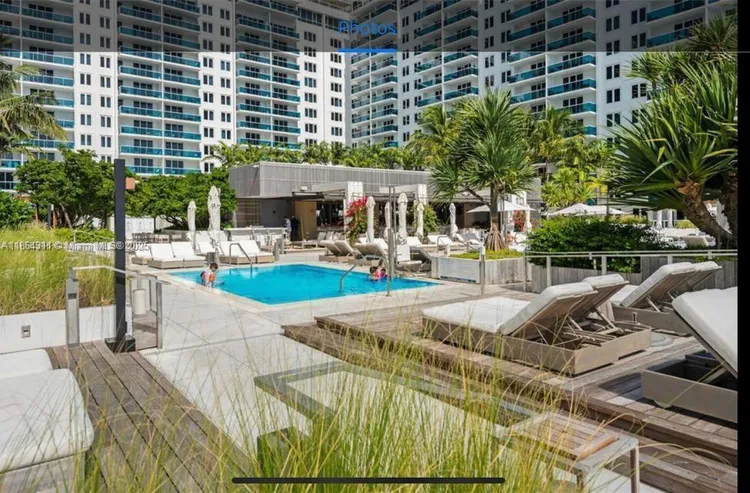 Roney Palace #542 image #22