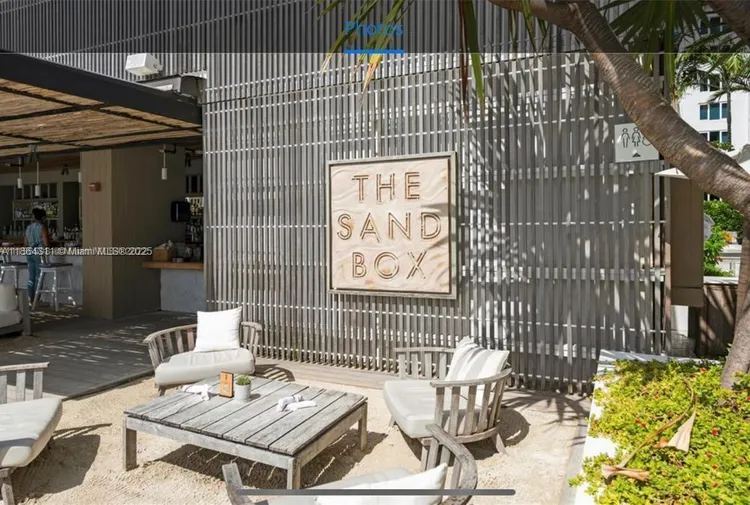 Roney Palace #542 image #23