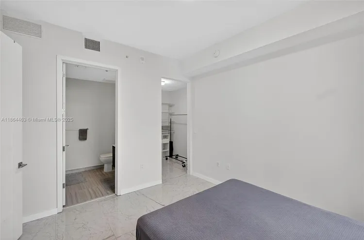 Merrick Manor #LPH910 image #17