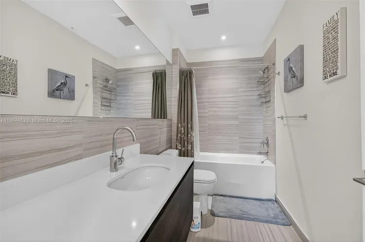 Merrick Manor #LPH910 image #22