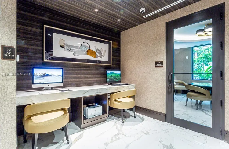 Merrick Manor #LPH910 image #34