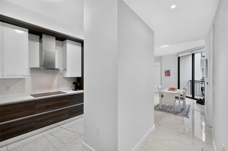 Merrick Manor #LPH910 image #6