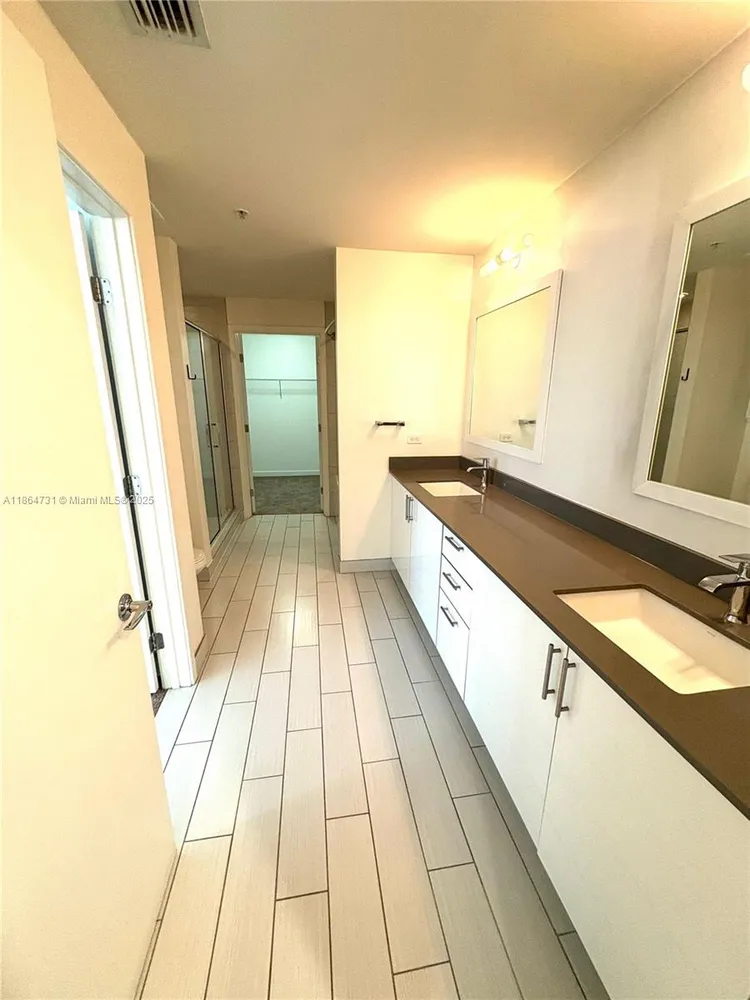 Nine at Mary Brickell Village #1615 image #11