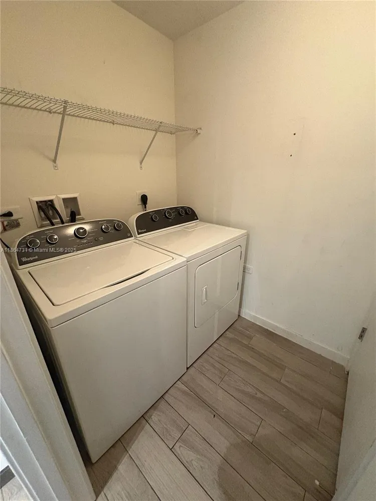 Nine at Mary Brickell Village #1615 image #16