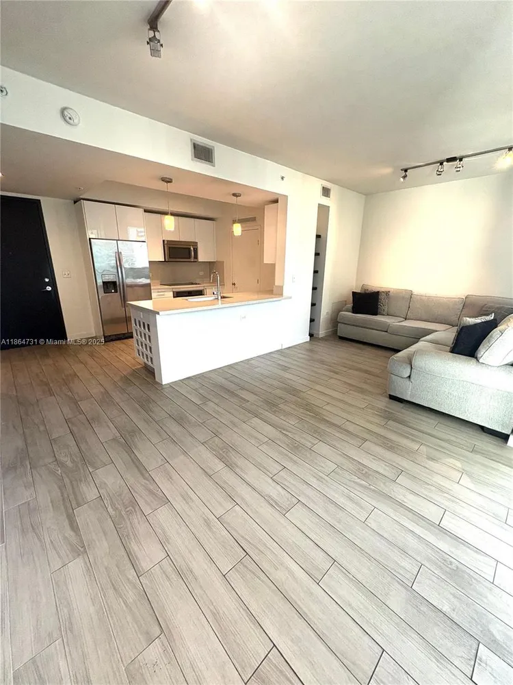 Nine at Mary Brickell Village #1615 image #7