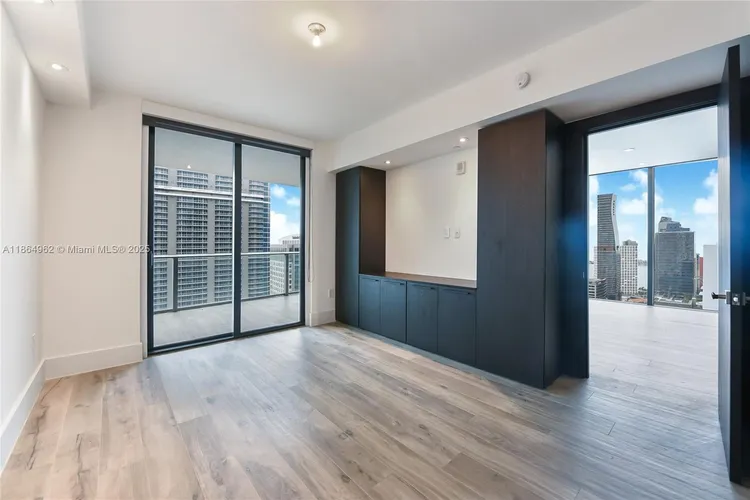 1010 Brickell #3905 image #10