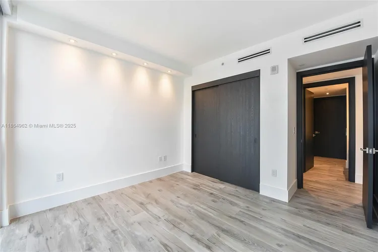 1010 Brickell #3905 image #11