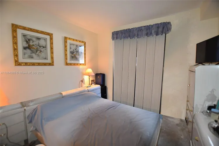 Brickell Key II #316 image #15