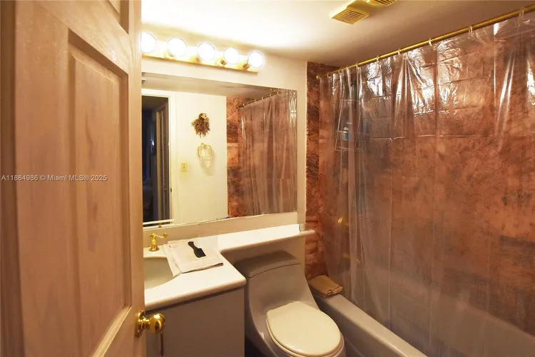 Brickell Key II #316 image #16