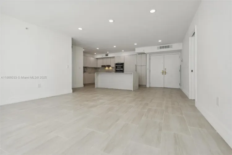 Nine Island Avenue #1209 image #15
