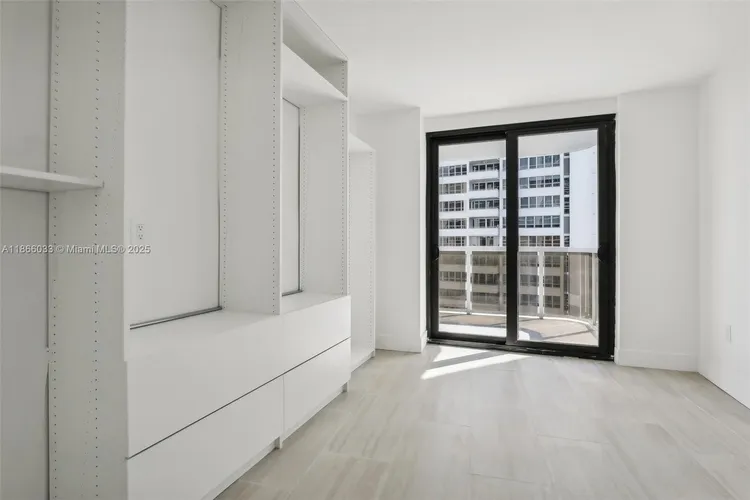 Nine Island Avenue #1209 image #18