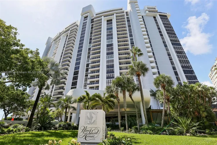Nine Island Avenue #1209 image #38