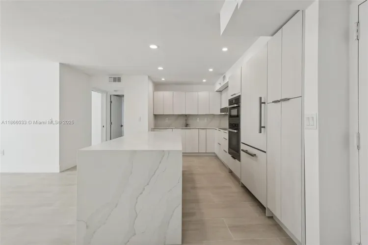 Nine Island Avenue #1209 image #6