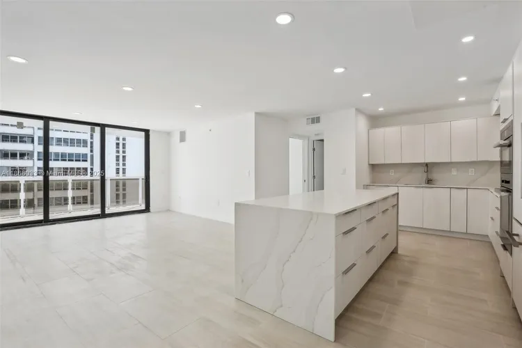 Nine Island Avenue #1209 image #8