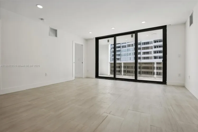 Nine Island Avenue #1209 image #9
