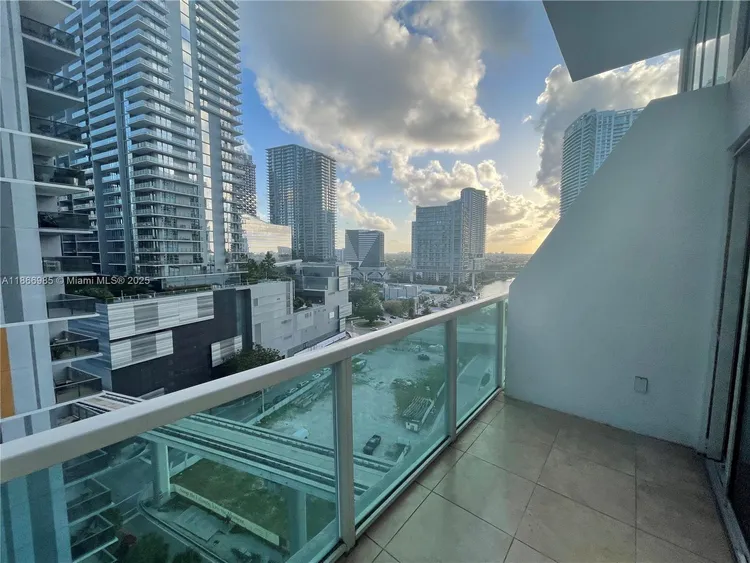 Brickell on the River South #1404 image #14