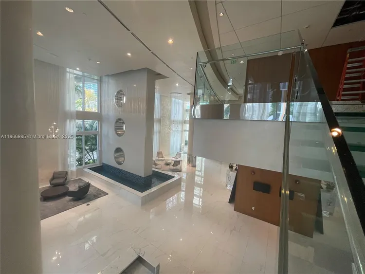 Brickell on the River South #1404 image #18