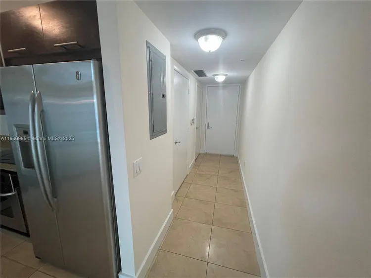 Brickell on the River South #1404 image #6