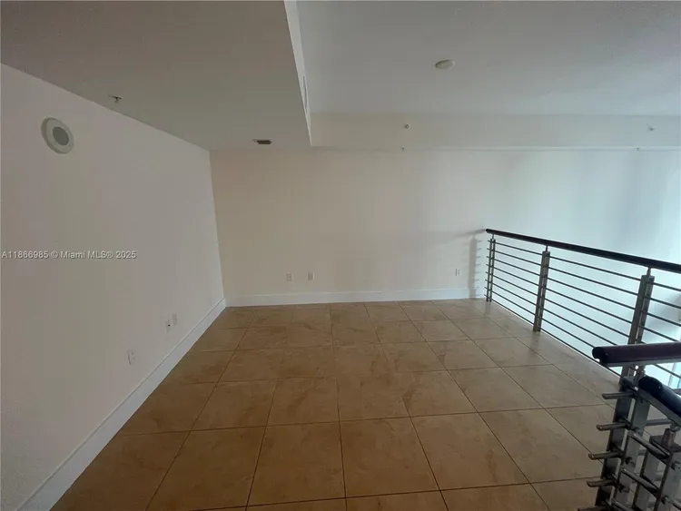 Brickell on the River South #1404 image #8