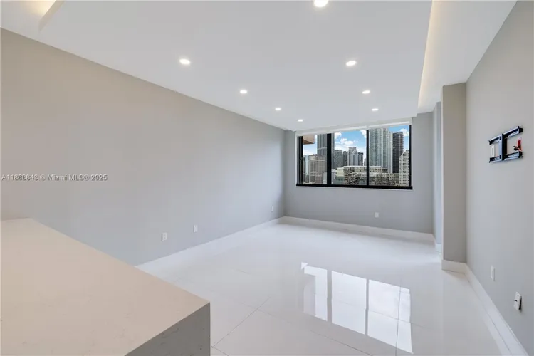 Brickell Key II #1809 image #13