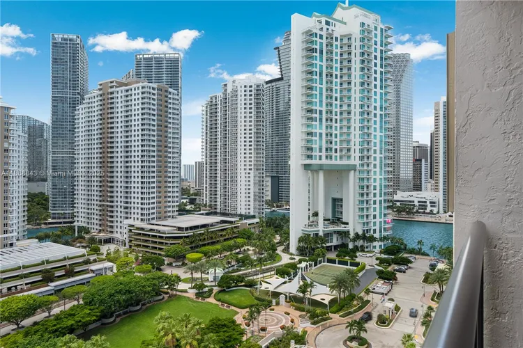 Brickell Key II #1809 image #22