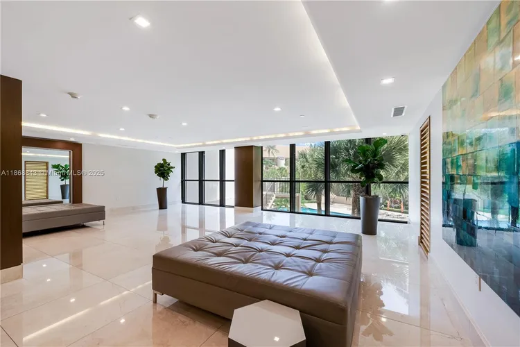 Brickell Key II #1809 image #33