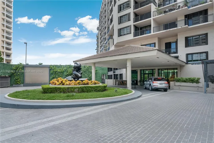 Brickell Key II #1809 image #37