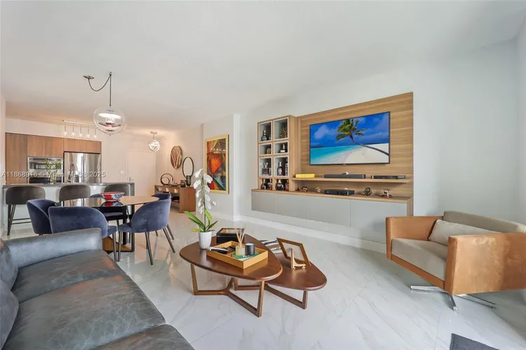 One Miami #2515 image #10