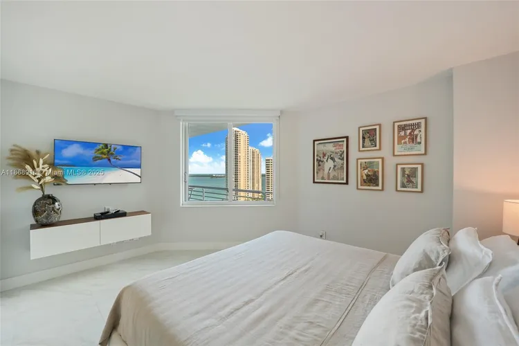 One Miami #2515 image #16