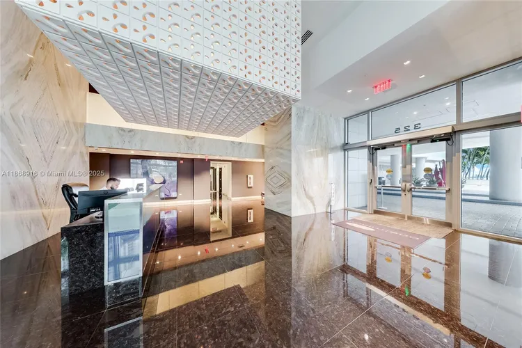 One Miami #2515 image #30