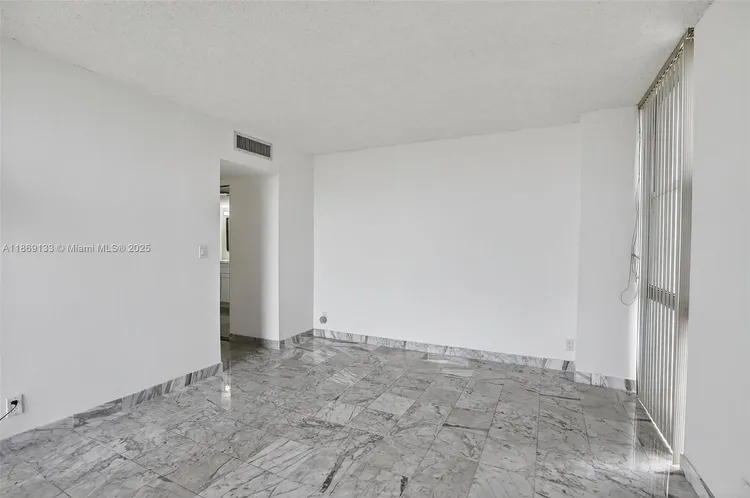 Coronado #1639 image #10