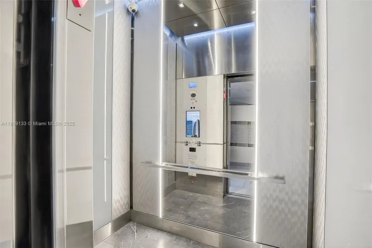 Coronado #1639 image #19