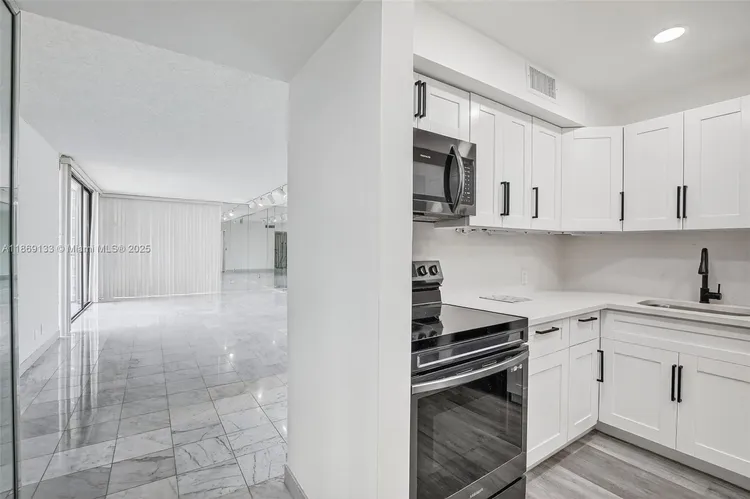 Coronado #1639 image #9