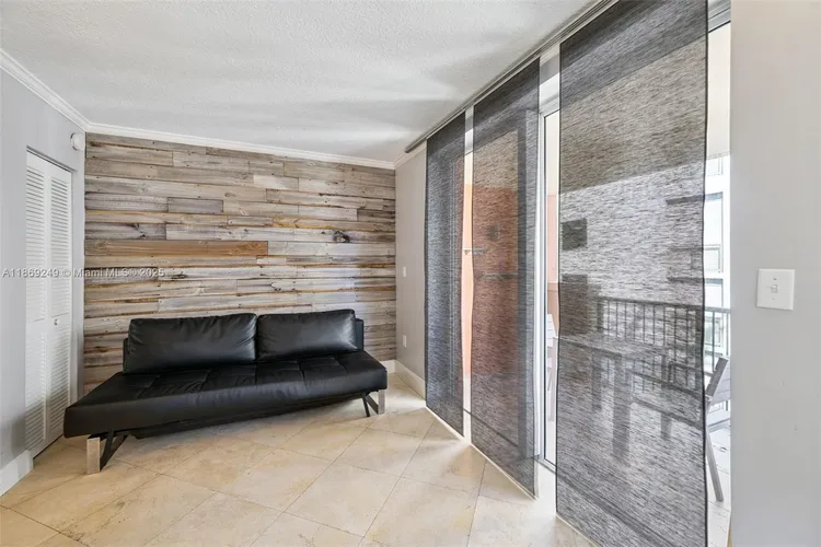 The Mutiny #917 image #19