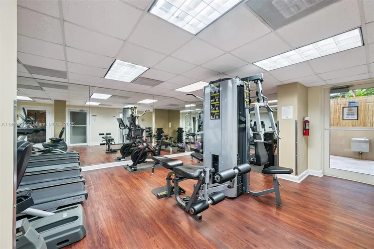 The Mutiny #917 image #25