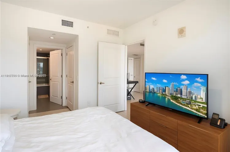 Canvas #3008 image #7