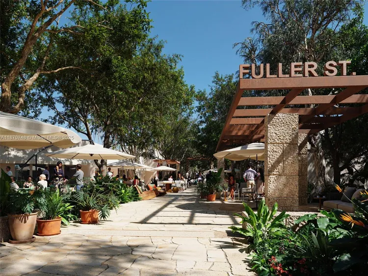 Ziggurat Coconut Grove #209 image #10