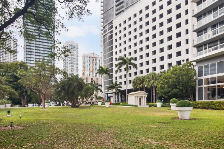 Icon Brickell II #2207 image #44