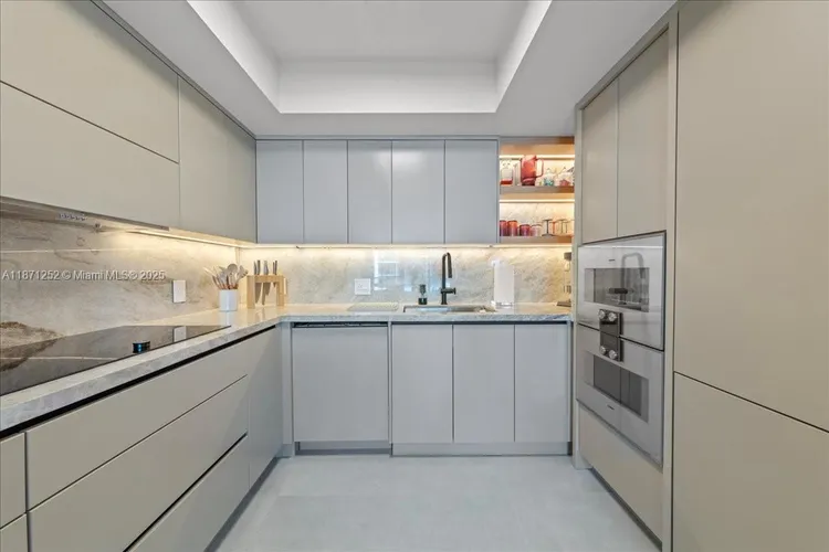 Jade Brickell #1406 image #10