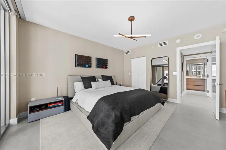 Jade Brickell #1406 image #15