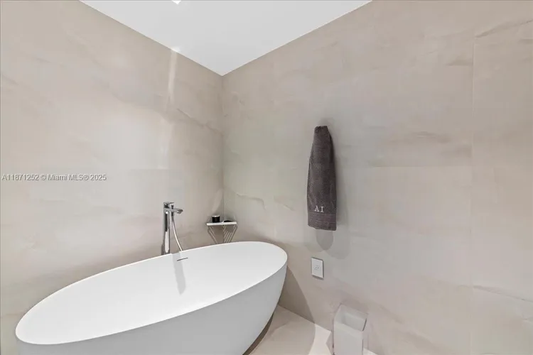 Jade Brickell #1406 image #29