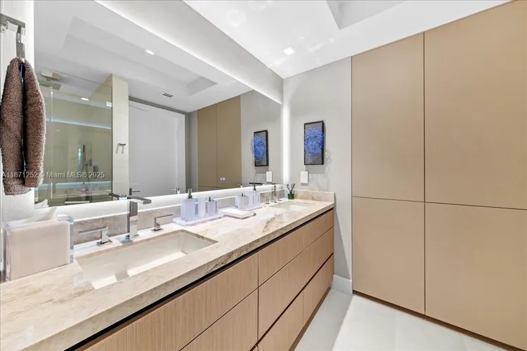 Jade Brickell #1406 image #31